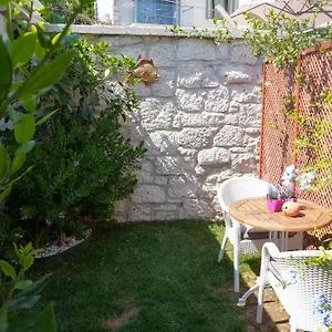 Muezeyyen Hanim Konagi Hotel